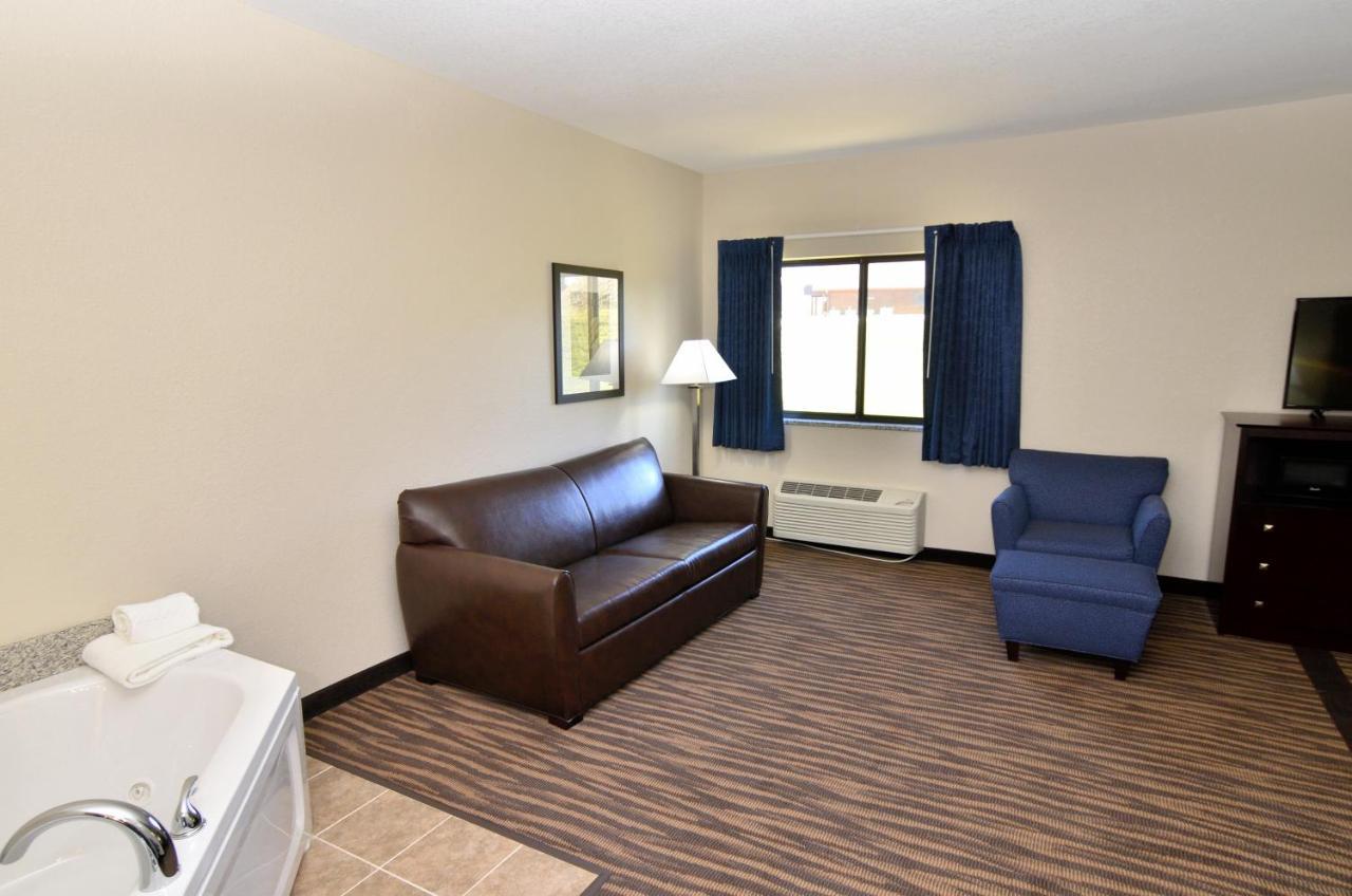Cobblestone Inn & Suites - Manning Exterior foto